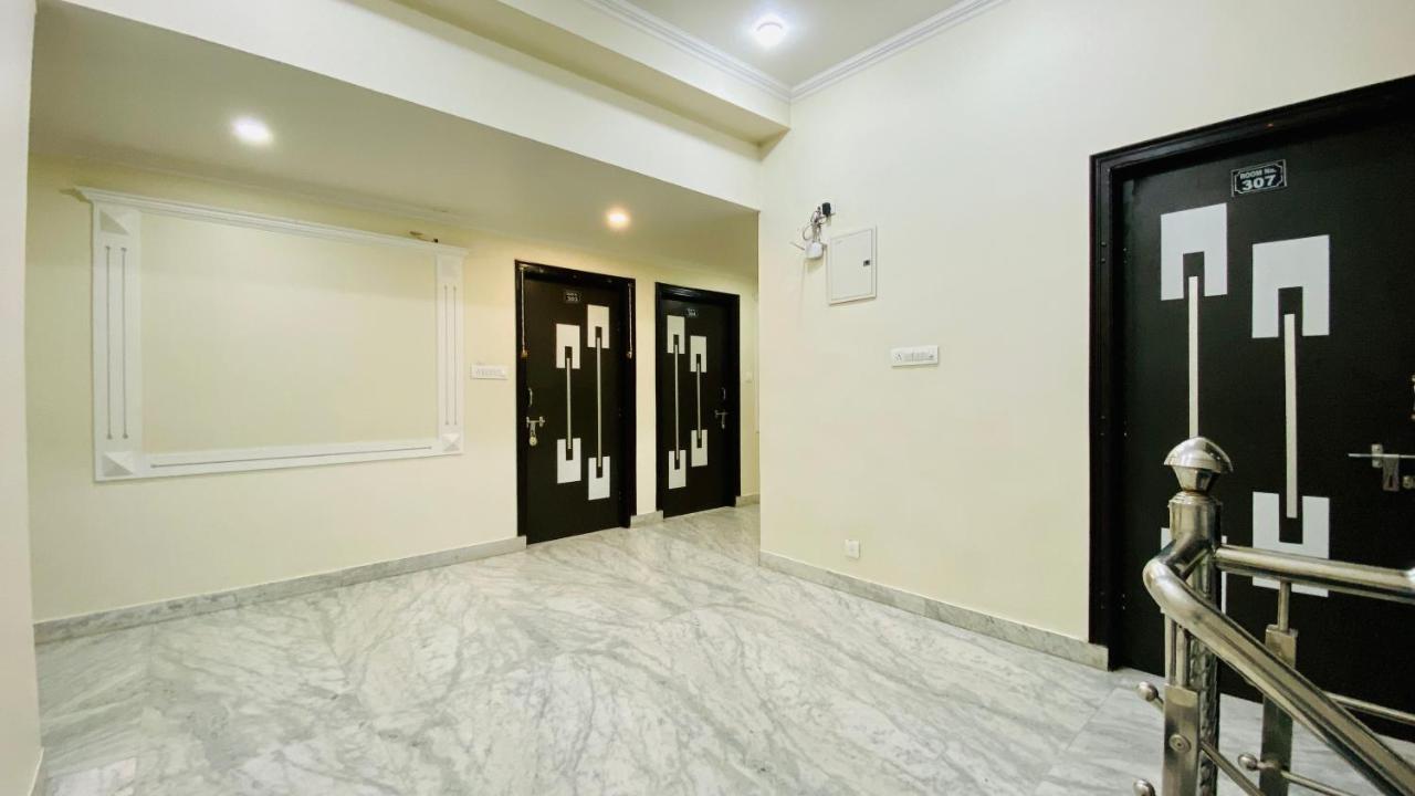 Hotel Pulse Inn Near Railway Station 자이푸르 외부 사진