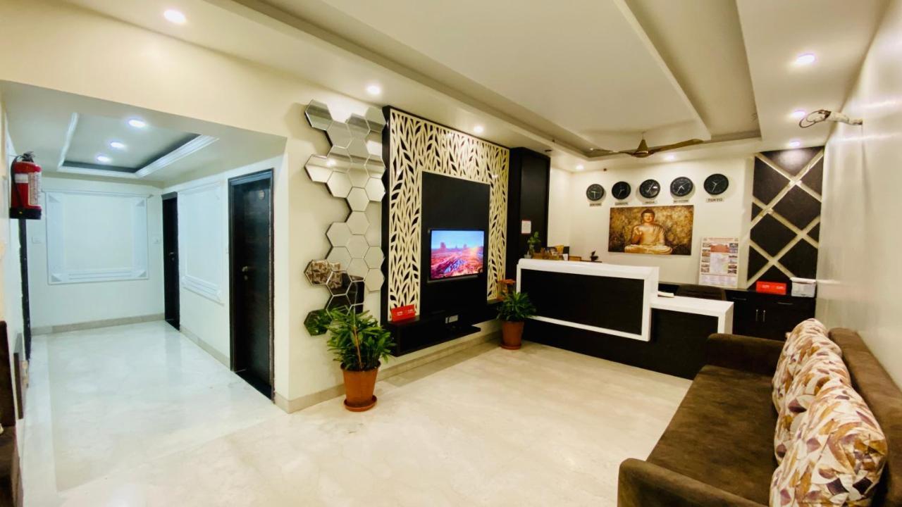 Hotel Pulse Inn Near Railway Station 자이푸르 외부 사진